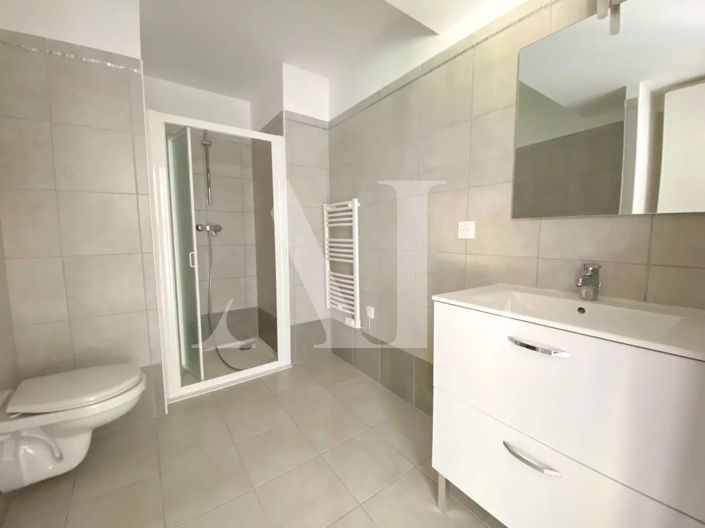 Image No.6-Propriété de 1 chambre à vendre à Golfe Juan