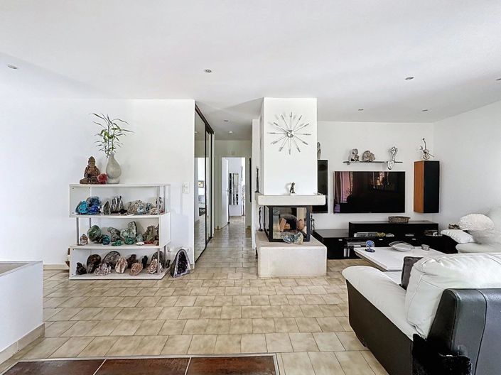 Image No.3-House for sale