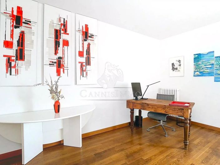 Image No.5-Appartement de 2 chambres à vendre à Cannes