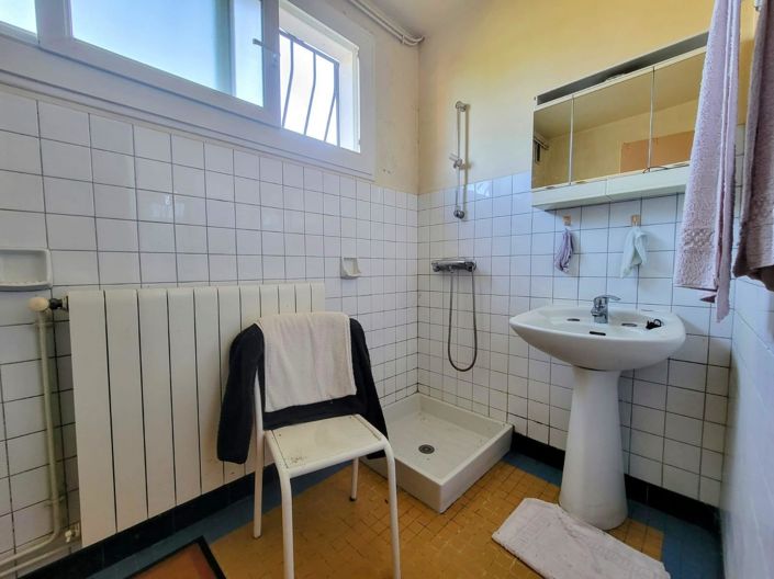 Image No.10-4 Bed House for sale