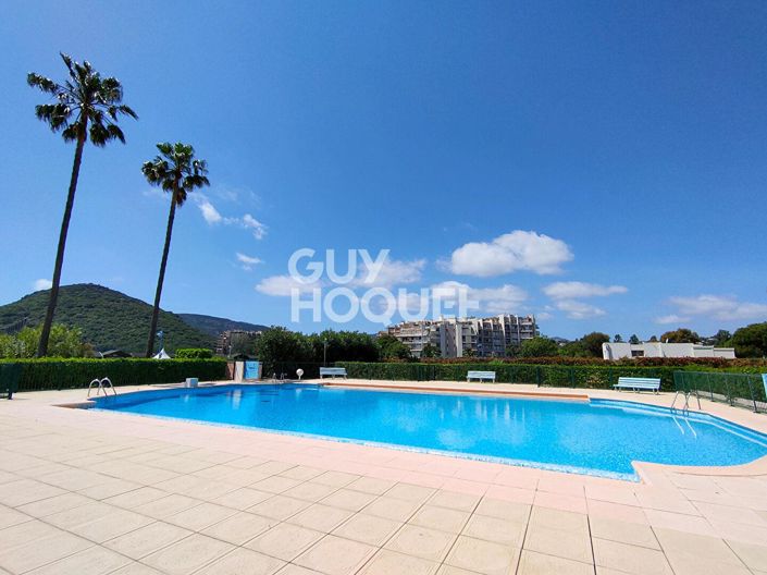 Image No.12-2 Bed Apartment for sale