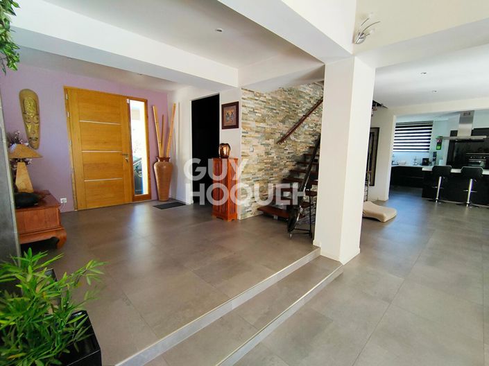Image No.4-3 Bed House for sale
