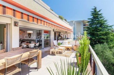 2 Bed Apartment for sale