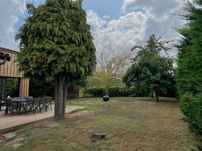 Image No.17-3 Bed House for sale