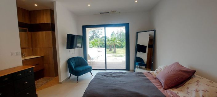 Image No.13-4 Bed House for sale