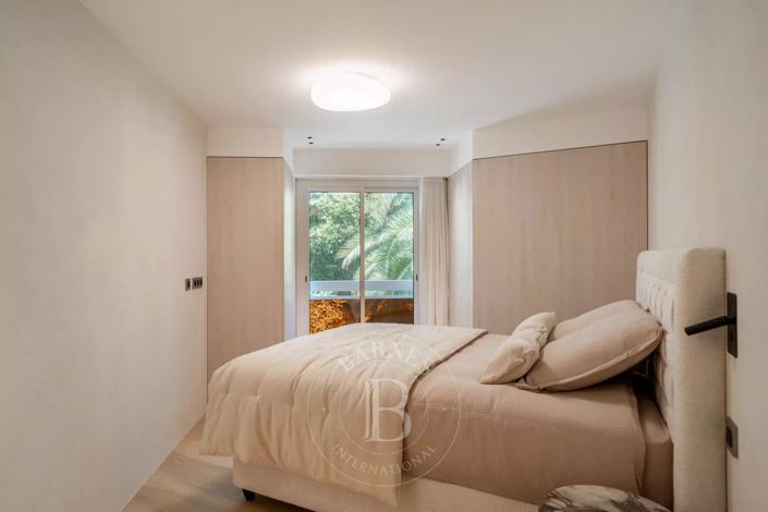 Image No.12-3 Bed Apartment for sale