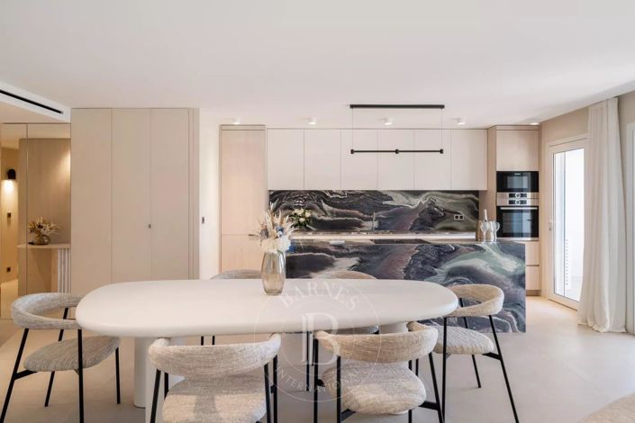 Image No.14-3 Bed Apartment for sale