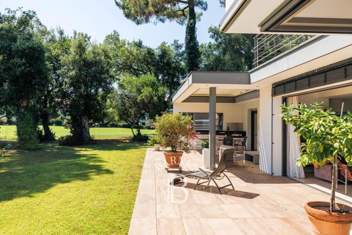 Image No.3-3 Bed House for sale