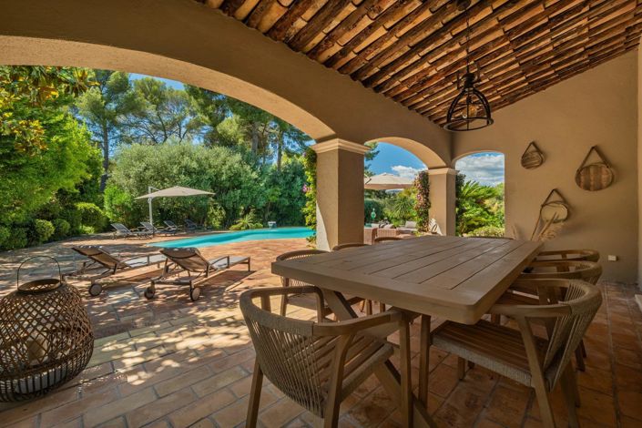 Image No.20-5 Bed House for sale