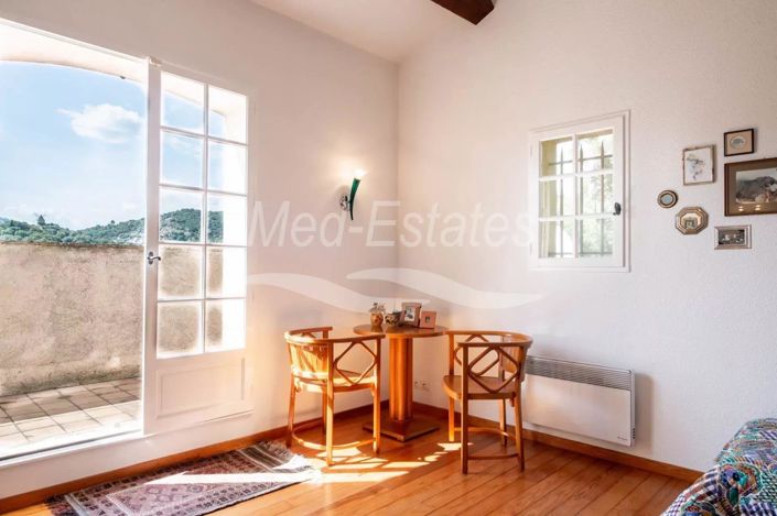 Image No.21-3 Bed House for sale