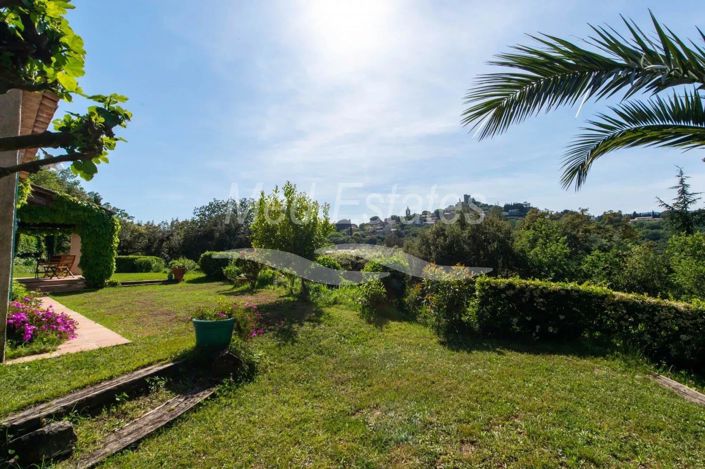 Image No.5-3 Bed House for sale