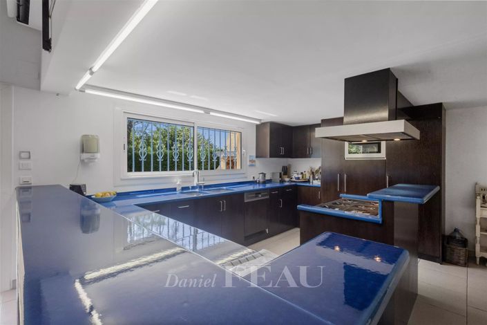 Image No.8-Appartement de 4 chambres à vendre à Saint-Tropez