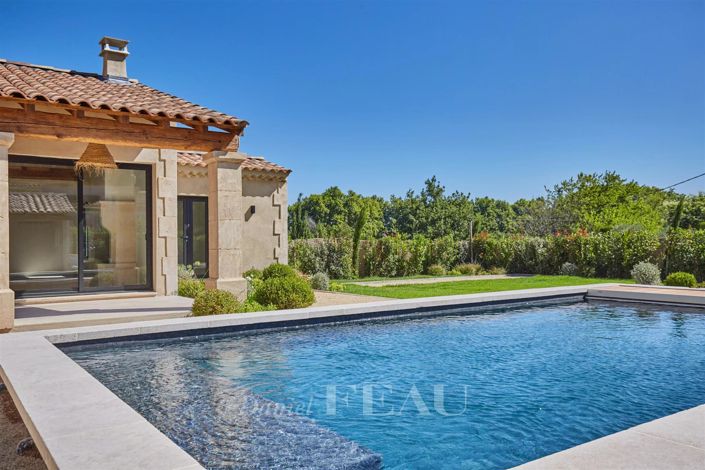 Image No.2-4 Bed House for sale