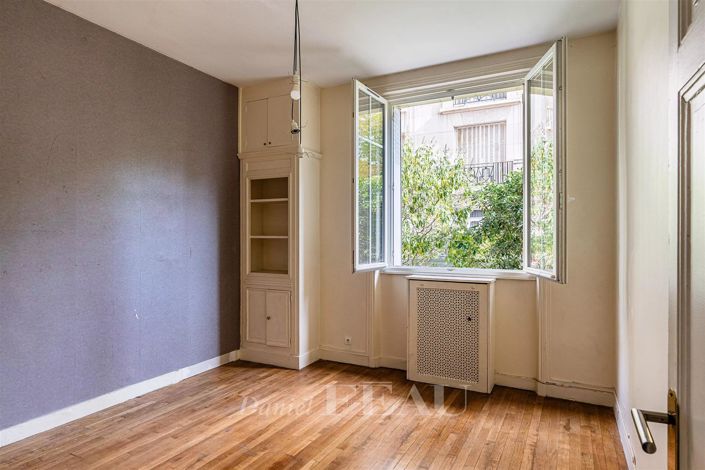 Image No.13-5 Bed Apartment for sale