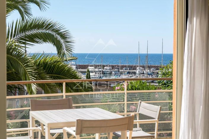 Image No.1-4 Bed Apartment for sale