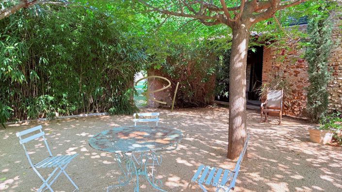 Image No.10-6 Bed House for sale