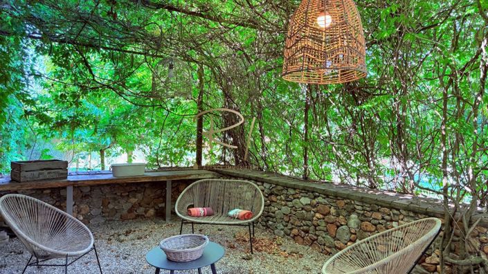 Image No.14-6 Bed House for sale