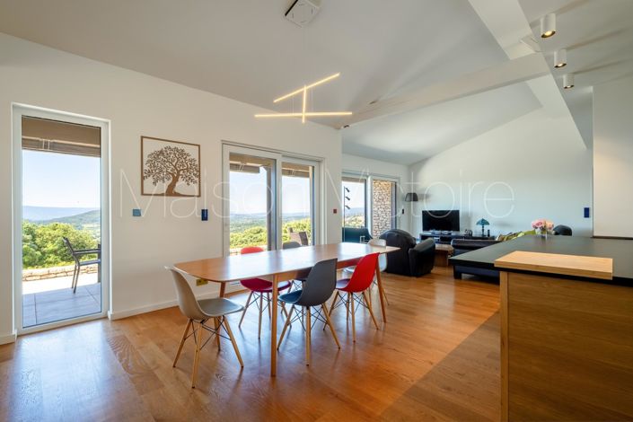 Image No.15-4 Bed House for sale