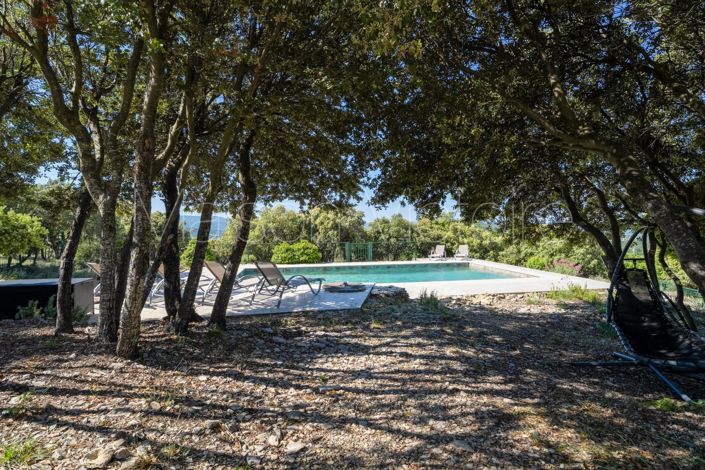 Image No.8-4 Bed House for sale