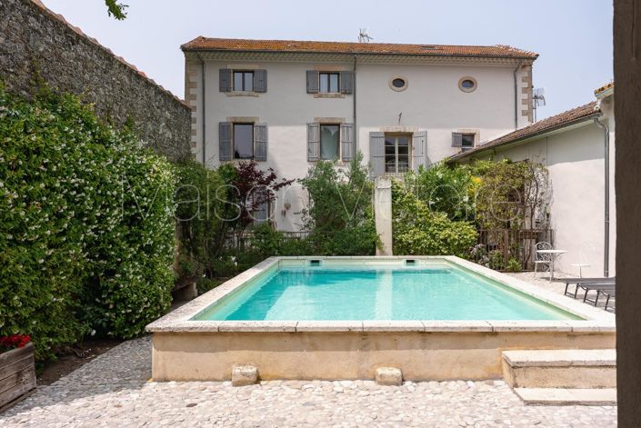 Image No.6-11 Bed House for sale