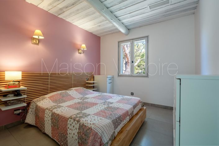 Image No.18-4 Bed House for sale