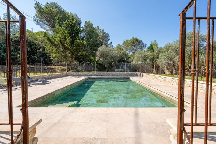 Image No.6-4 Bed House for sale