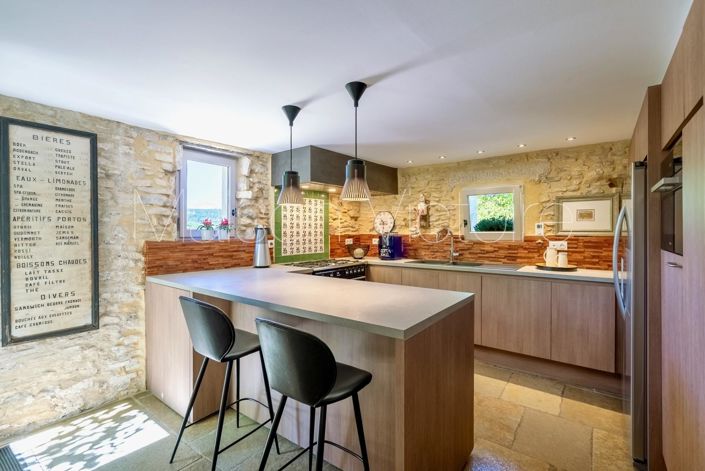 Image No.18-3 Bed House for sale