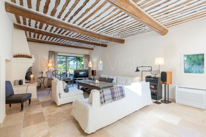 Image No.15-6 Bed House for sale