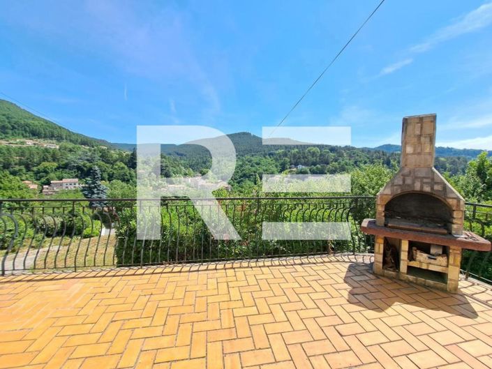 Image No.4-7 Bed House for sale