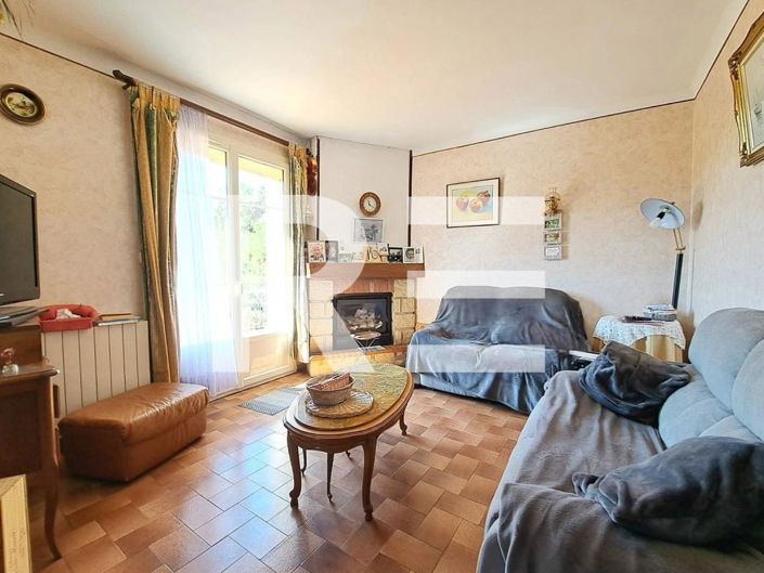 Image No.9-7 Bed House for sale