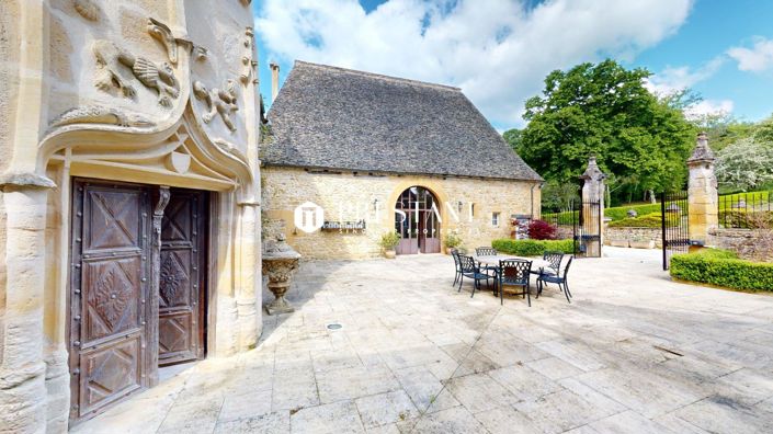 Image No.10-9 Bed House for sale