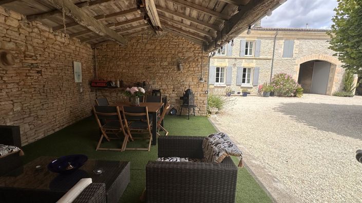 Image No.1-3 Bed House for sale