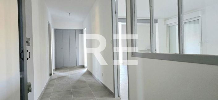 Image No.11-Maison de 2 chambres à vendre à Vézénobres