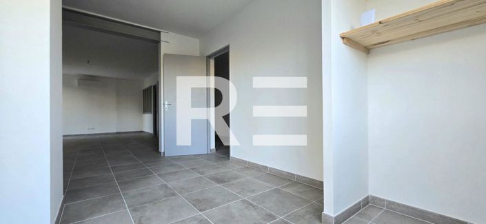 Image No.4-Maison de 2 chambres à vendre à Vézénobres