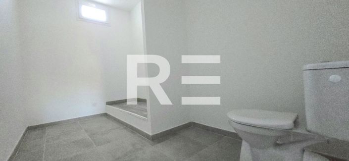 Image No.8-Maison de 2 chambres à vendre à Vézénobres