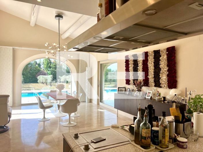 Image No.4-Maison de 7 chambres à vendre à Bouches-du-Rhône