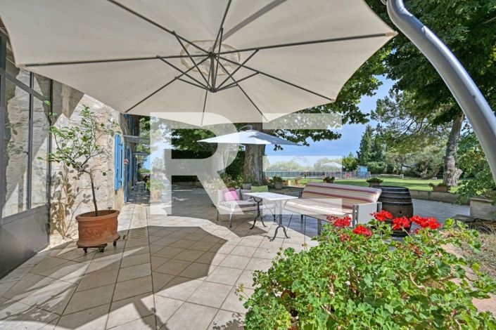 Image No.10-7 Bed House for sale