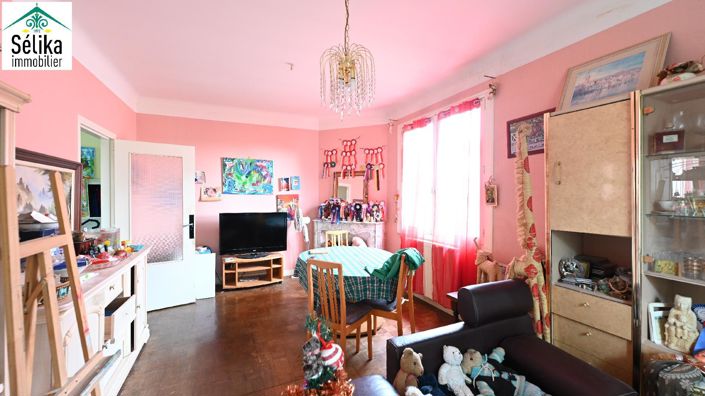 Image No.2-5 Bed House for sale