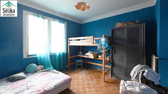 Image No.5-5 Bed House for sale