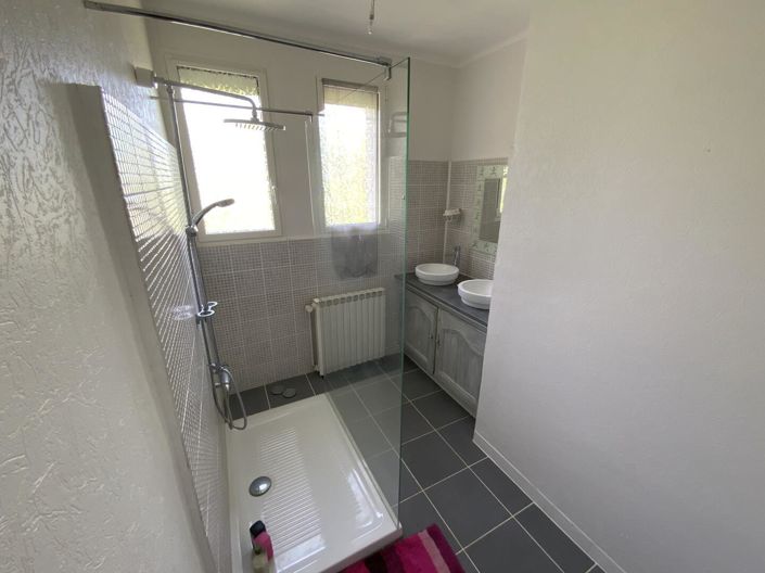 Image No.12-3 Bed House for sale