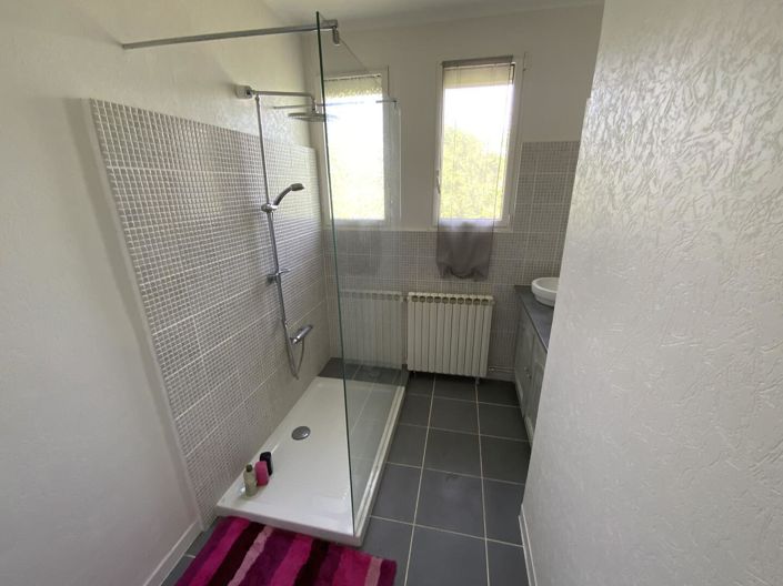 Image No.13-3 Bed House for sale