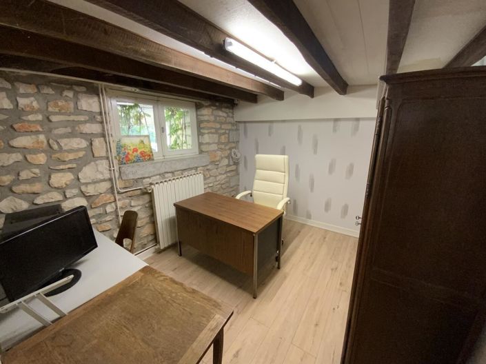 Image No.19-3 Bed House for sale