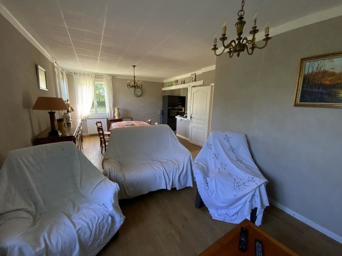 Image No.6-3 Bed House for sale