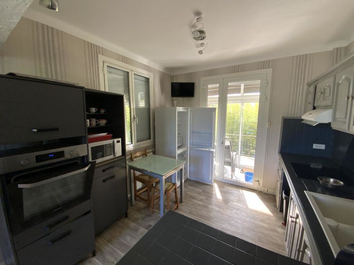 Image No.9-3 Bed House for sale