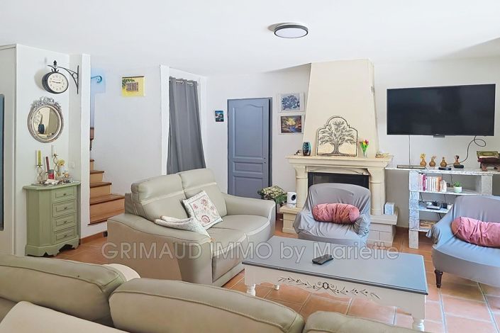 Image No.4-Maison de 4 chambres à vendre à Grimaud