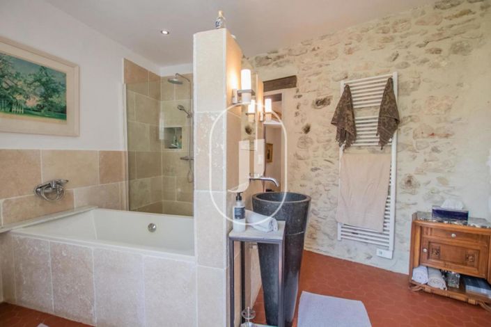 Image No.11-4 Bed House for sale