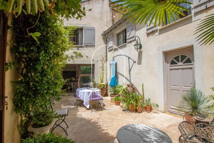 Image No.15-3 Bed House for sale