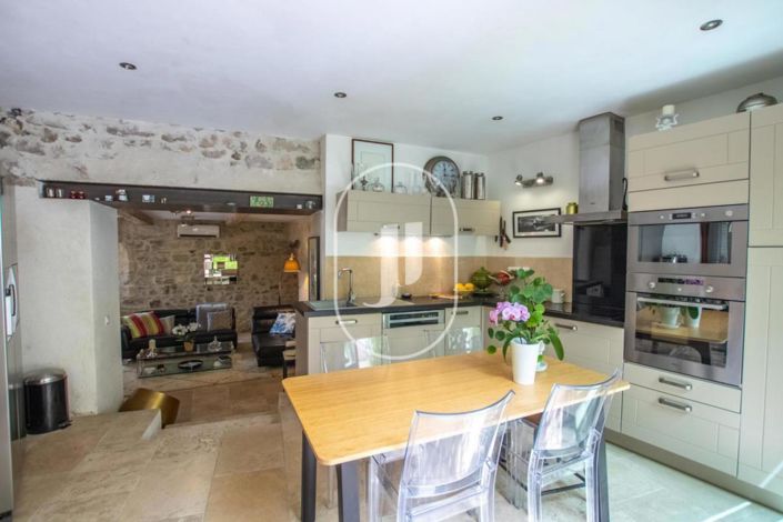 Image No.3-3 Bed House for sale