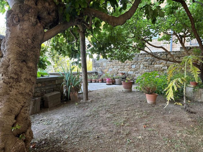 Image No.8-3 Bed House for sale