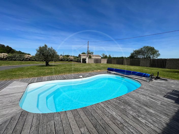 Image No.18-6 Bed House for sale